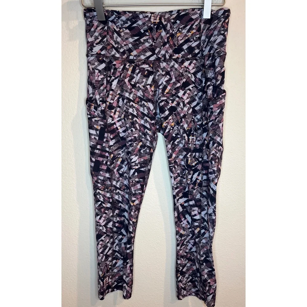 Lululemon Fast and Free‎ High Rise Cropped Leggings Size 6 Kaleidoscopic Pink